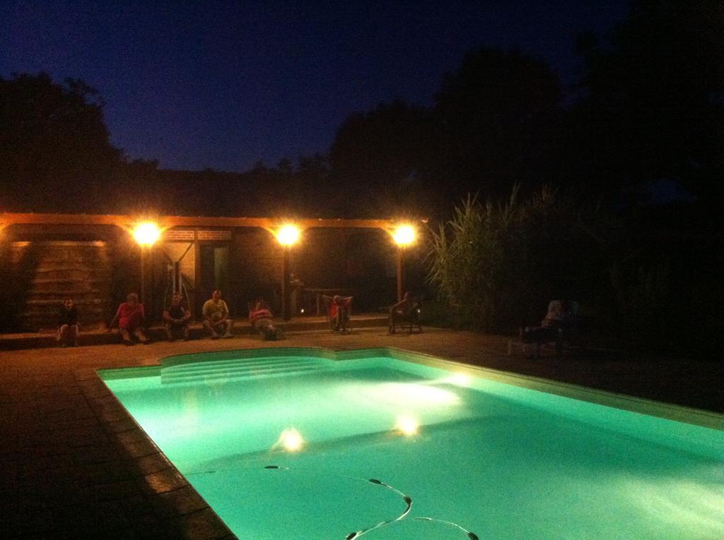 Gites De Lez Laguépie Exteriör bild