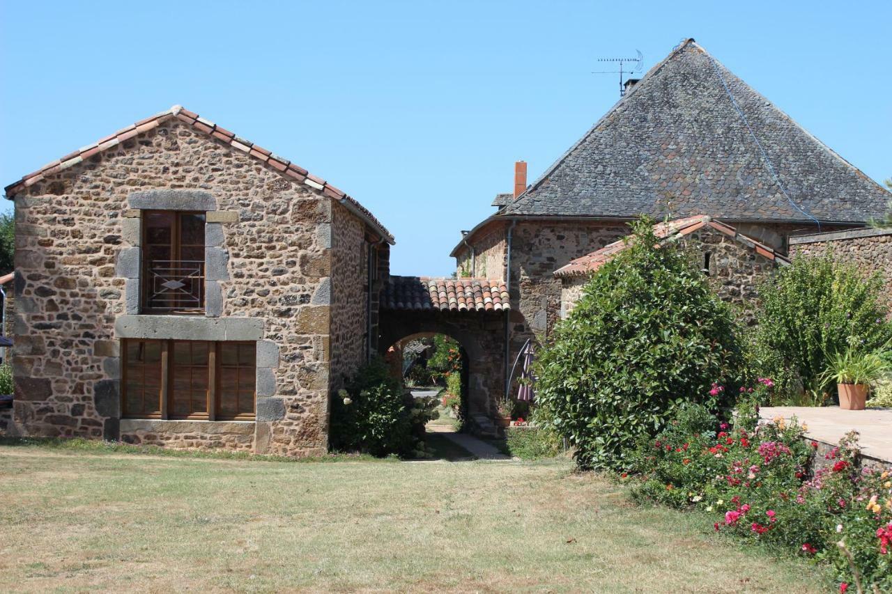 Gites De Lez Laguépie Exteriör bild